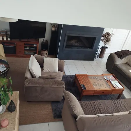 D'hotes Proche Circuit Bed & Breakfast
